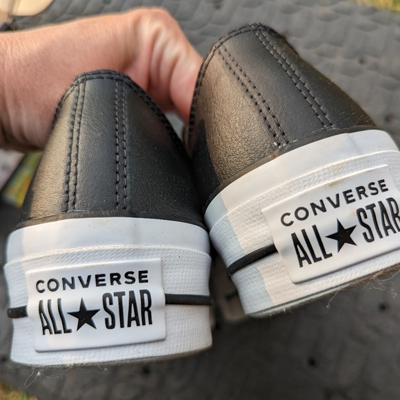 Converse Shoes - NIB women's converse shoes size 9